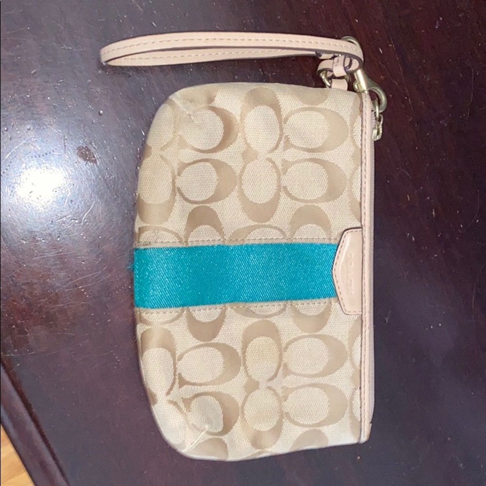 Coach hand wallet
